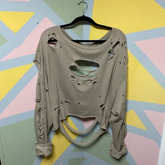 Fashion Nova Tops - Distressed crop top.